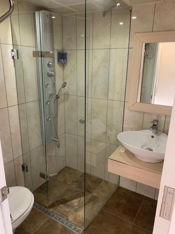 Kecik Hotel Istanbul Eksteriør billede